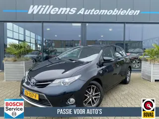 Toyota Auris 1.8 Hybrid Executive Navigatie, Climate Control & Camera