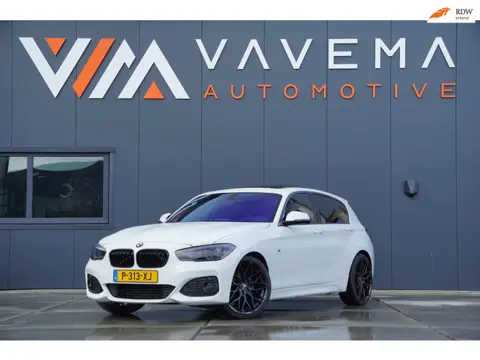 BMW 1-serie 118i M Sport pakket M performance 2015 Stoelverwarming Maxton 19 inch bluetooth Cruise c