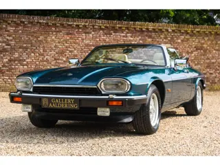 Jaguar XJ-S 4.0 Convertible "One of the finest" In the first coat of paint Kingfisher Blue Metallic 