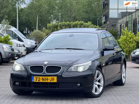 BMW 5-serie 520i High Executive | leder elektrische stoelen | Xenon | Parkeersensoren | Groot scherm