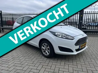 Ford Fiesta 1.25 / Sync Edition ! Winter pakket / Carplay / Camera Distributie Vervangen.