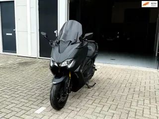 Yamaha Scooter TMAX 560 Tech MAX ABS