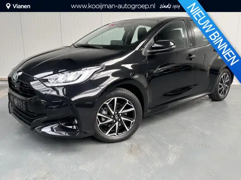 Toyota Yaris 1.5 Hybrid 115 Dynamic APPLE CARPLY / ANDROID AUTO, SLECHTS 8.759KM, STOELVERWARMING!!!