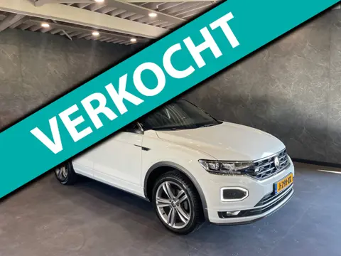 Volkswagen T-Roc 1.5 TSI Sport Business R-LINE PANO VIRTUAL LED