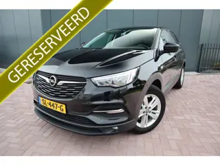 Opel Grandland X 1.2 Turbo Online Edition Navigatie Comfort stoelen  Afneembare Trekhaak  Etc. Etc.