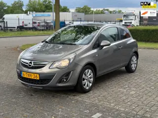 Opel Corsa 1.4-16V Design Edition AIRCO