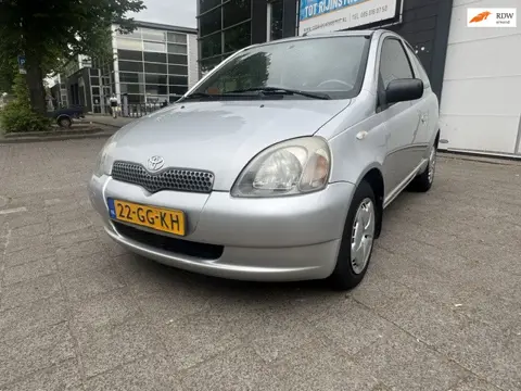 Toyota Yaris 1.0-16V VVT-i Luna NAP APK LAGE KM