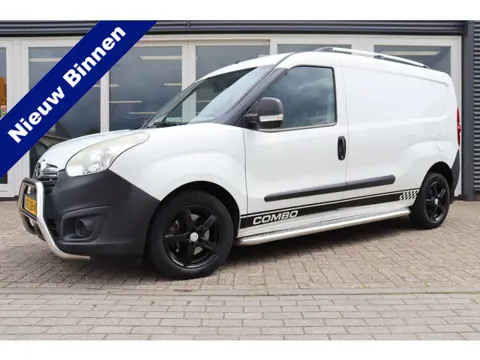 Opel Combo 1.4 L2H1 ecoFLEX Edition, Airco. PDC A, Trekhaak, Prijs is Rijklaar (Btw Vrij)