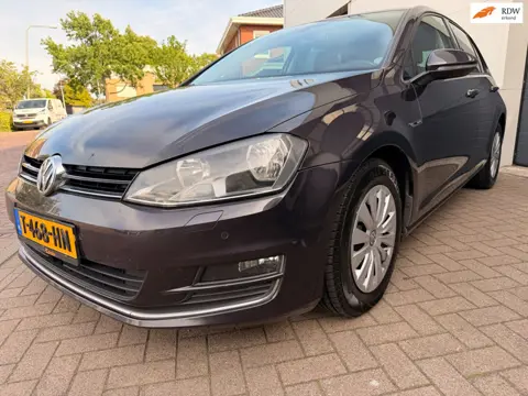 Volkswagen Golf 1.2 TSI Business Lounge/Navi/Stoel verwarming/Cruise-c/Climate-c/PDC