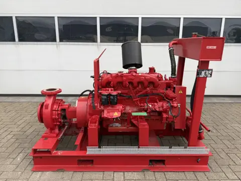 Iveco 8061 C 05.01 KSB 250 m3 / h 9 Bar Diesel Waterpomp Waterpump Firepump