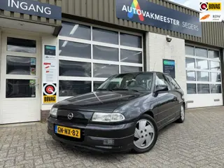 Opel Astra 2.0i-16V GSi|Uniek exemplaar|Punt gaaf|