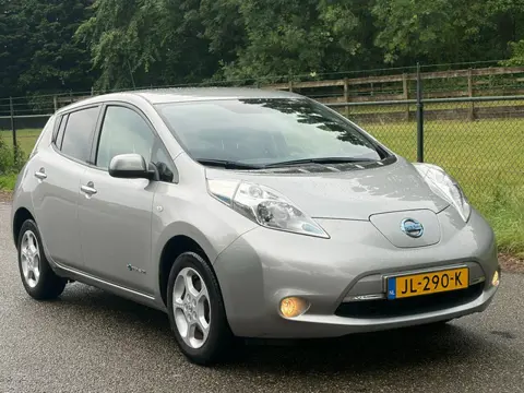Nissan LEAF Acenta 30 kWh /Navi/Camera/