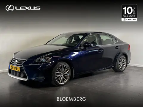 Lexus IS 300h Hybrid Luxury Line | Dodehoekdetectie | Stoel koeling | Memory |
