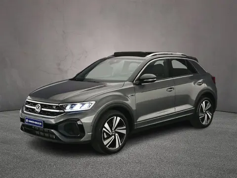 Volkswagen T-Roc R-Line 1.5 TSI 150pk DSG Automaat Panoramadak, Adaptive cruise control, Achteruitri