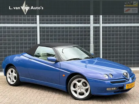 Alfa Romeo Spider 1.8-16V | T.Spark | Lusso