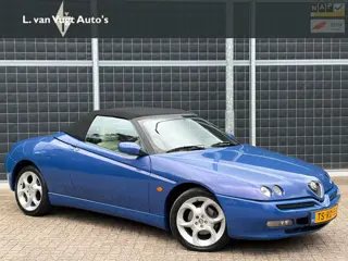 Alfa Romeo Spider 1.8-16V | T.Spark | Lusso
