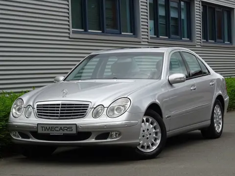 Mercedes-Benz E-klasse E 240 Elegance Automaat Youngtimer