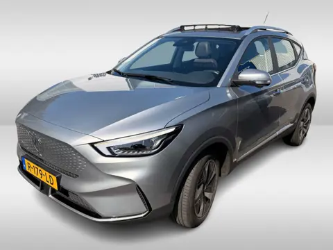 MG Mg zs ev EV Long Range Luxury 70 kWh / Panoramadak / Camera / Leder / CarPlay / Keyless / 17'' / 