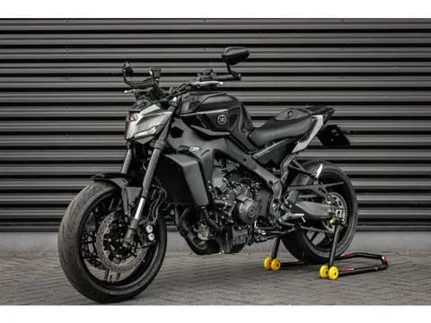 Yamaha Tour MT- 09 ABS 119PK 2024 DEMO- MODEL / COMPLETE DOCUMENTATIE / CUSTOM SC EXHAUST / QUICK SH