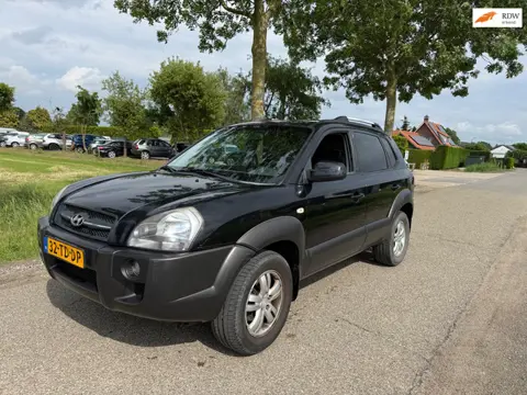 Hyundai Tucson 2.0i Dynamic World Cup edition/Leder/ Export
