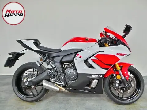 Yamaha R7 (bj 2026)