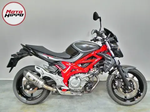 Suzuki SFV 650 GLADIUS (bj 2016)