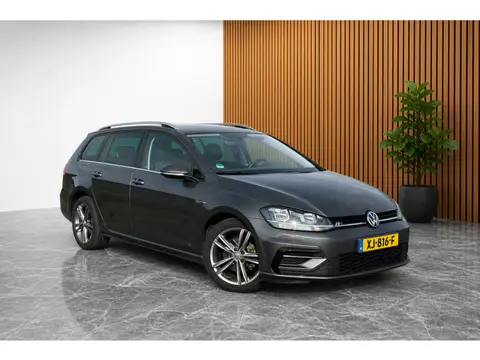 Volkswagen Golf Variant 1.0 TSI Highline Business R (VIRTUAL, CAMERA, ADAPTIVE, MASSAGE STL, PDC V+A