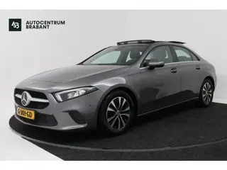 Mercedes-Benz A-klasse 200 Business Solution (PANORAMADAK, STOELVERWARMING, CAMERA, CRUISE CONTROL, 