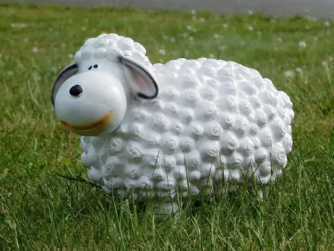 Tuindecoratie , schaap , kado