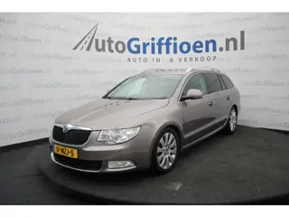 Škoda Superb Combi 1.8 TSI Elegance Business Line nette station met trekhaak