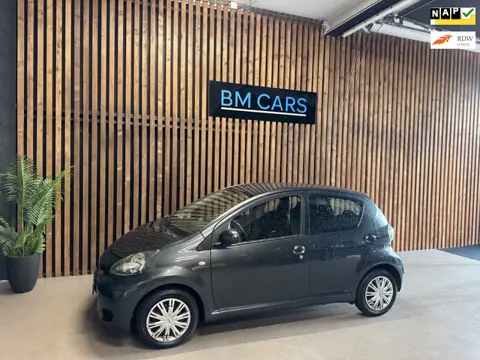 Toyota Aygo 1.0-12V Apple carplay, Camera