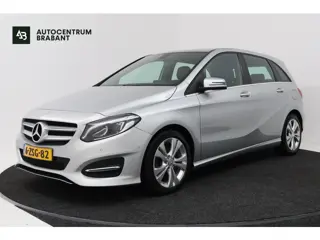 Mercedes-Benz B-klasse 180 Ambition (NAVIGATIE, CRUISE CONTROL, PARKEERSENSOREN)