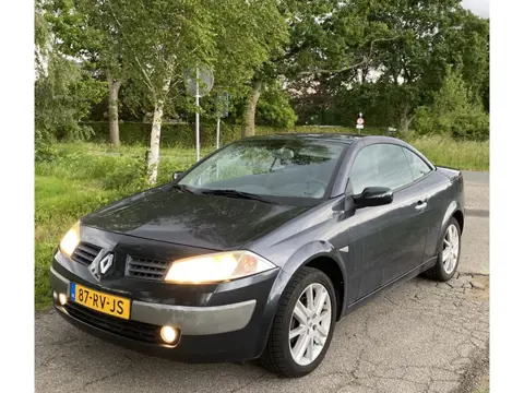 Renault Mégane Coupé-Cabriolet 1.6-16V Priv.Luxe (bj 2005)