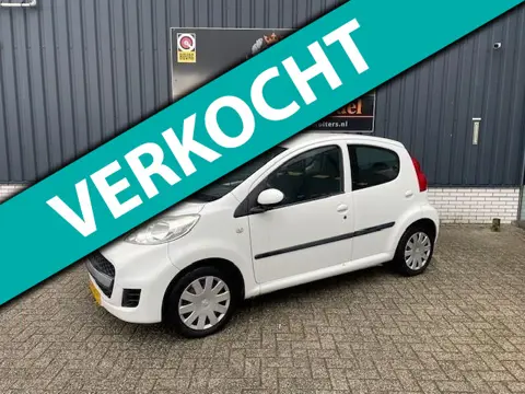 Peugeot 107 1.0-12V XS