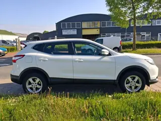 Nissan QASHQAI 1.2 Visia (bj 2016)