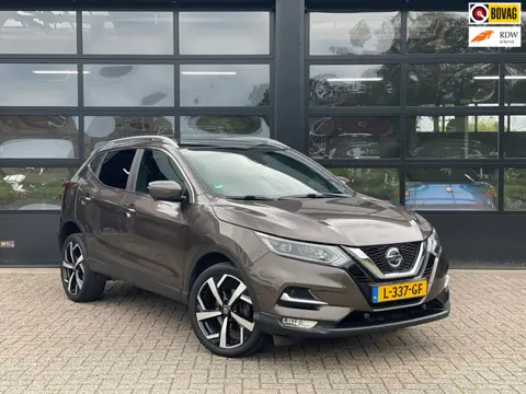 Nissan Qashqai 1.3 DIG-T Tekna +