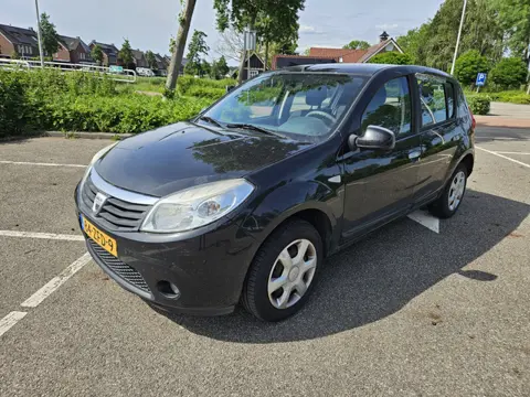 Dacia Sandero 1.2 Blackline (bj 2011)