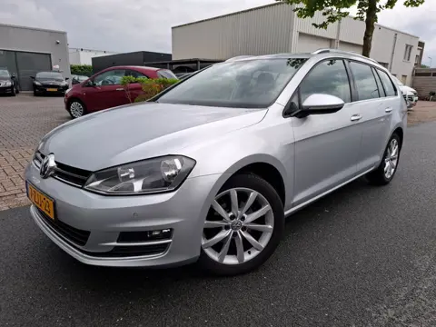 Volkswagen Golf Variant 1.2 TSI Business Edition CLIMA/CRUISE/NAVI/CAMERA!