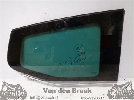 Peugeot 5008 2009-2017 Zijruit rechts achterzijde (plak)