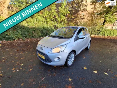 Ford Ka 1.2 Titanium LEUKE AUTO RIJDT EN SCHAKELT GOED