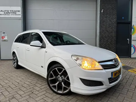 Opel Astra Wagon 1.6 Cosmo OPC Line
