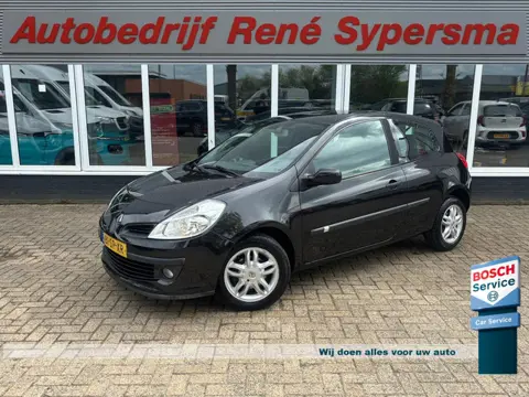 Renault Clio 1.6-16V Dynamique Luxe | Automaat | Cruise | Airco | Elektrische Ramen