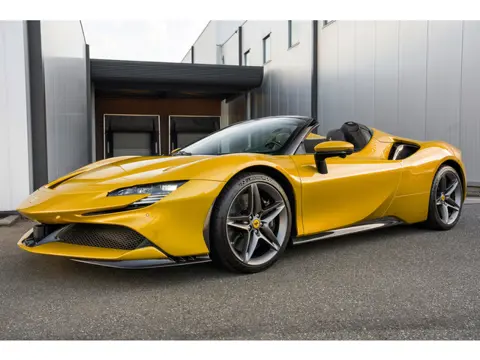 Ferrari SF90 Spider - Giallo Montecarlo - Carbon - VAT
