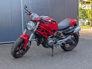Ducati Tour Monster 696 Plus