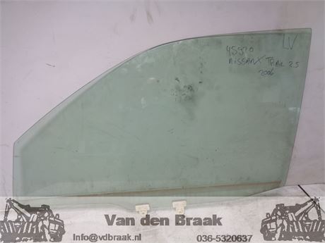Nissan X-Trail 2001-2007 Portierraam links voor