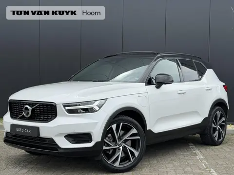 Volvo XC40 1.5 T5 Twin Engine R-Design intellisafe / schuifdak/ 360 camera/ harman kardon audio/ 20 