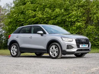 Audi Q2 35 TFSI S Edition // proefrit mogelijk