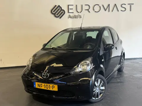 Toyota Aygo 1.0-12V Carplay Airco Elektrische Ramen Nieuwe Apk