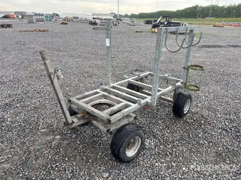 T/A Turntable Utility Trailer