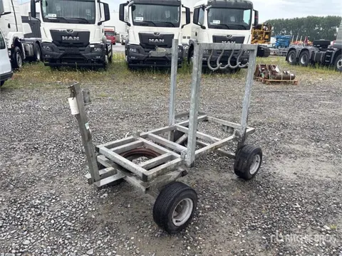 T/A Turntable Utility Trailer